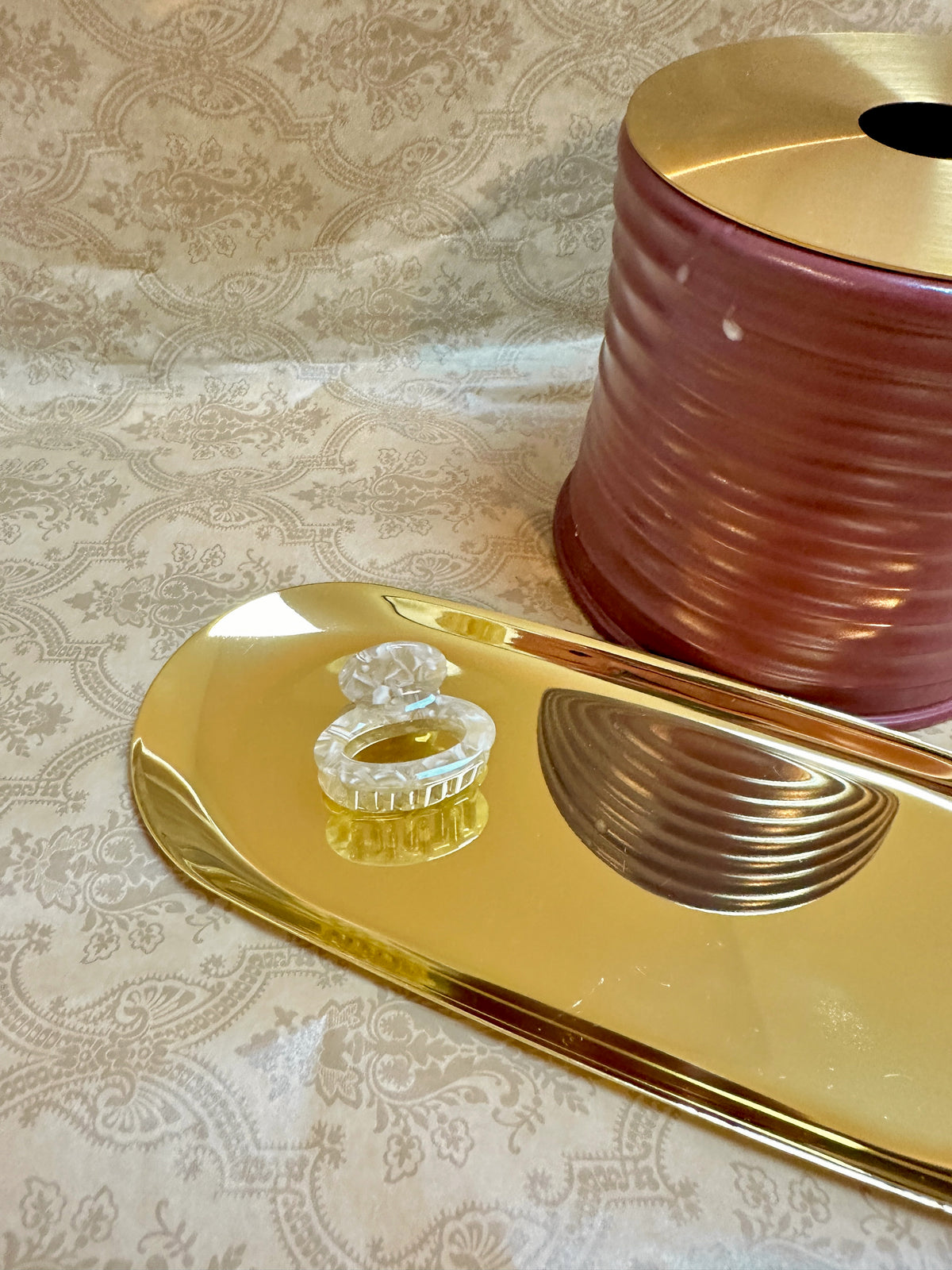 Oval Hollow Hair Clip