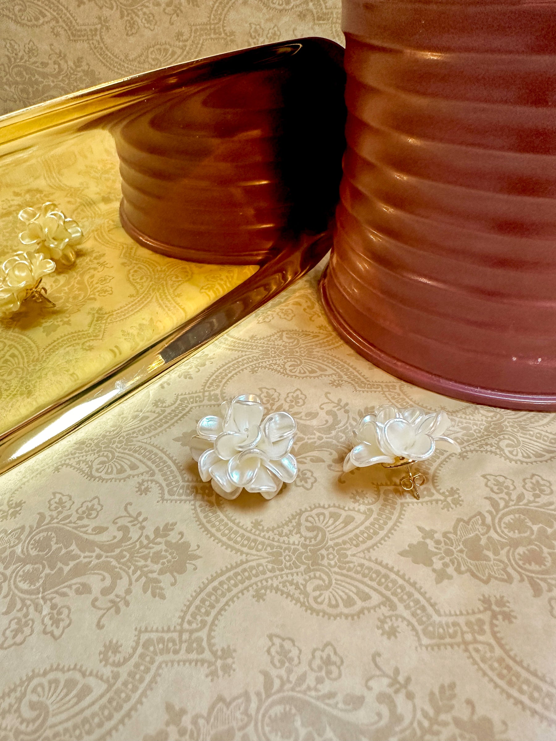 Sculpted Seashell Flowers Earrings
